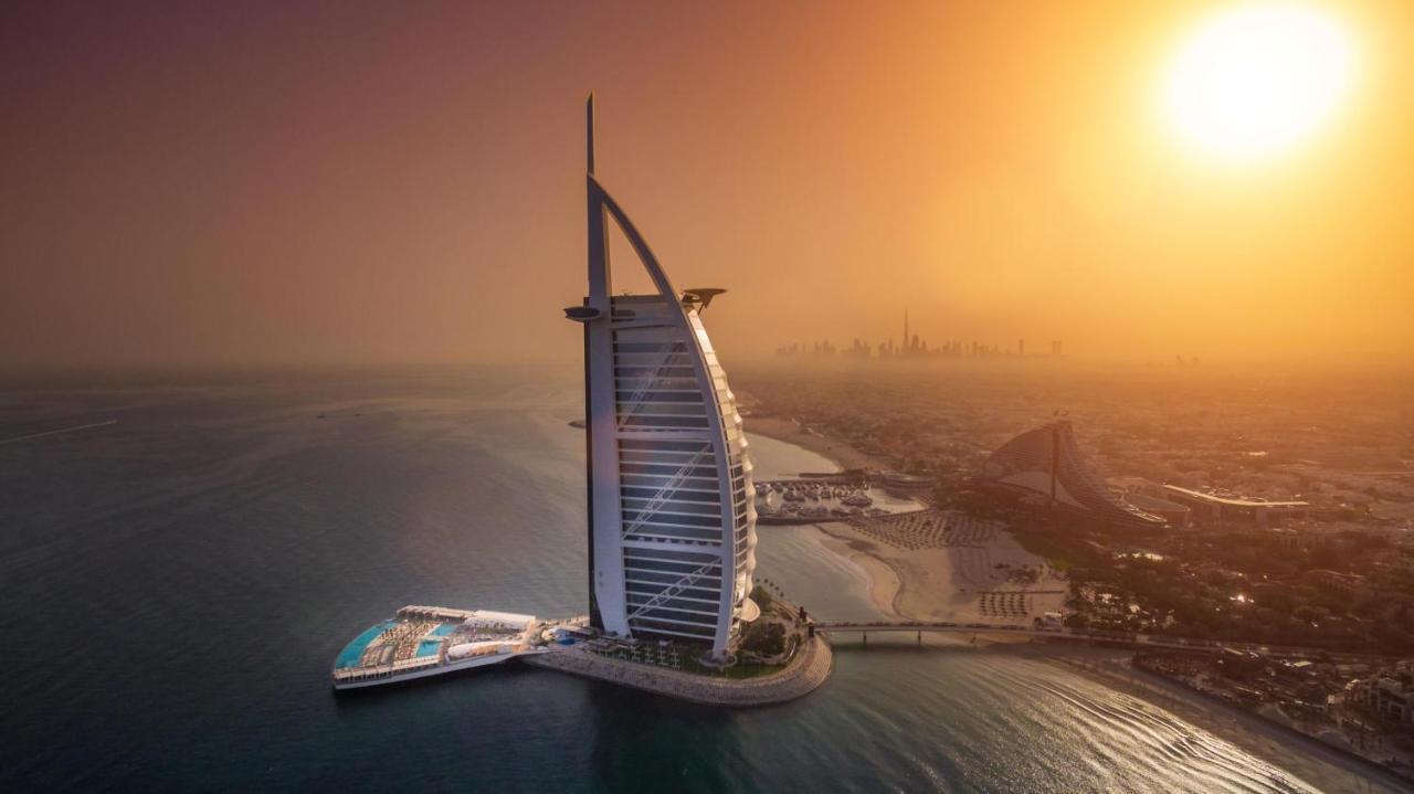 Golden Star Hotel دبي المظهر الخارجي الصورة